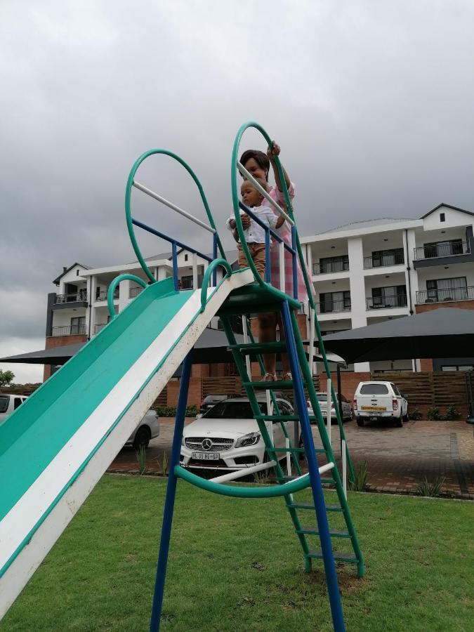 The Blyde Riverwalk Estate, Crystal Lagoon, Pretoria East Kültér fotó